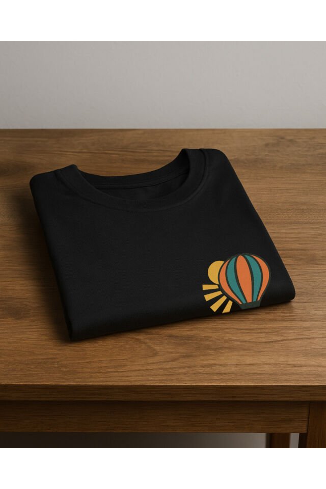 Tişört Unisex (Uçan Balon) Kadin Si̇yah - M