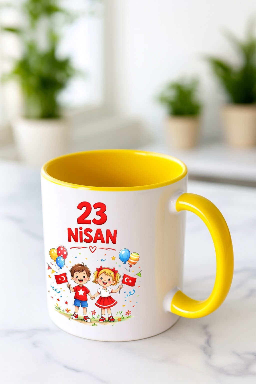 23 Nisan Baskılı Renkli Sarı Kupa