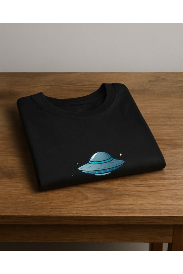 Tişört Unisex (Dünya Ufo) Erkek Si̇yah - 4-5 Yaş