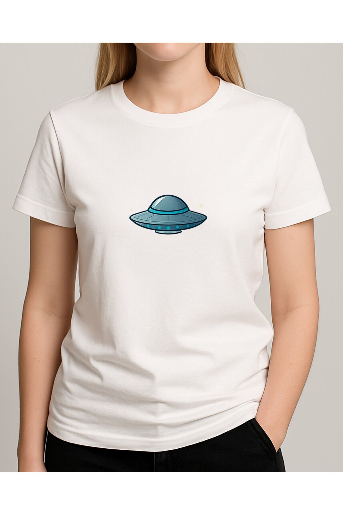 Tişört Unisex (Dünya Ufo) Kadin Beyaz - L