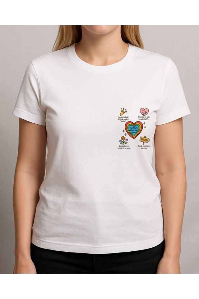 Tişört Unisex (Renkli Kalp) Kadin Beyaz - L