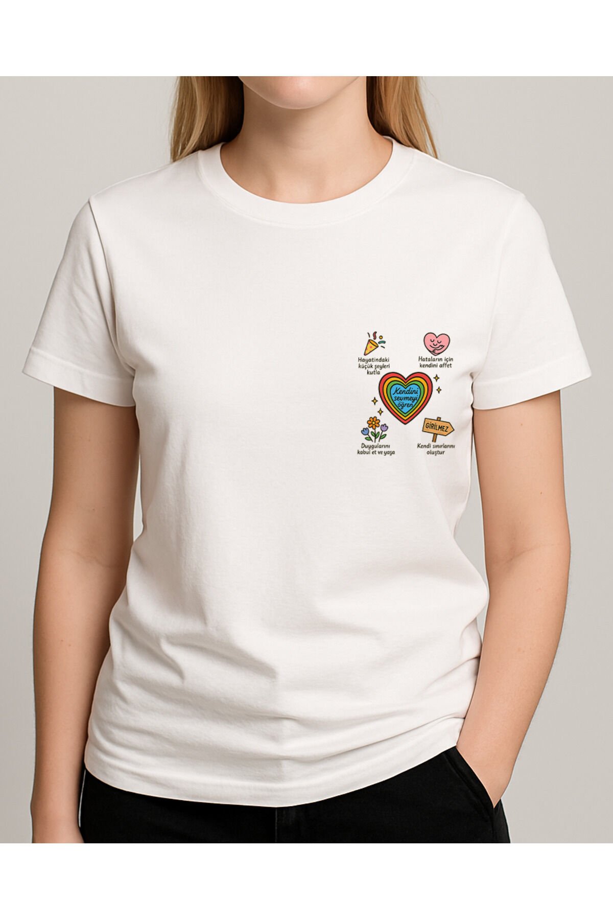 Tişört Unisex (Renkli Kalp) Kadin Beyaz - 2XL