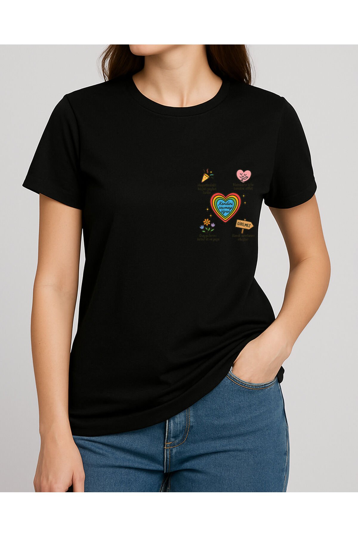 Tişört Unisex (Renkli Kalp)