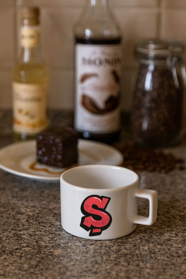 Kahve Kupası Harf Baskılı