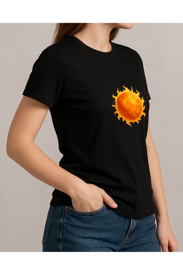Tişört Unisex (Güneş) Kadin Si̇yah - L