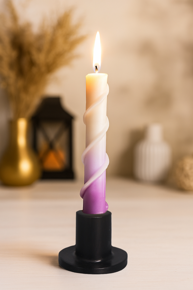 Şamdanlı Renkli Dönen Mum Mor