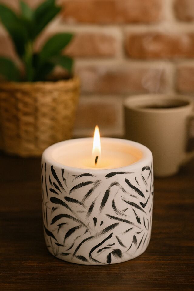 DEKORATİF MUM DESENLİ